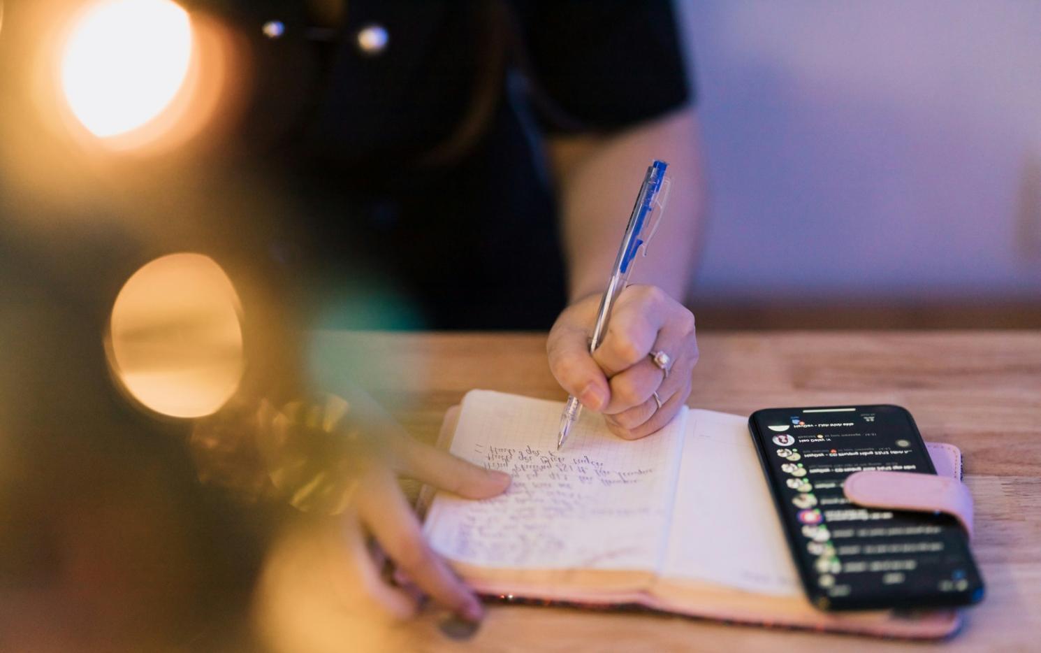 mythovenaros team working together to support students